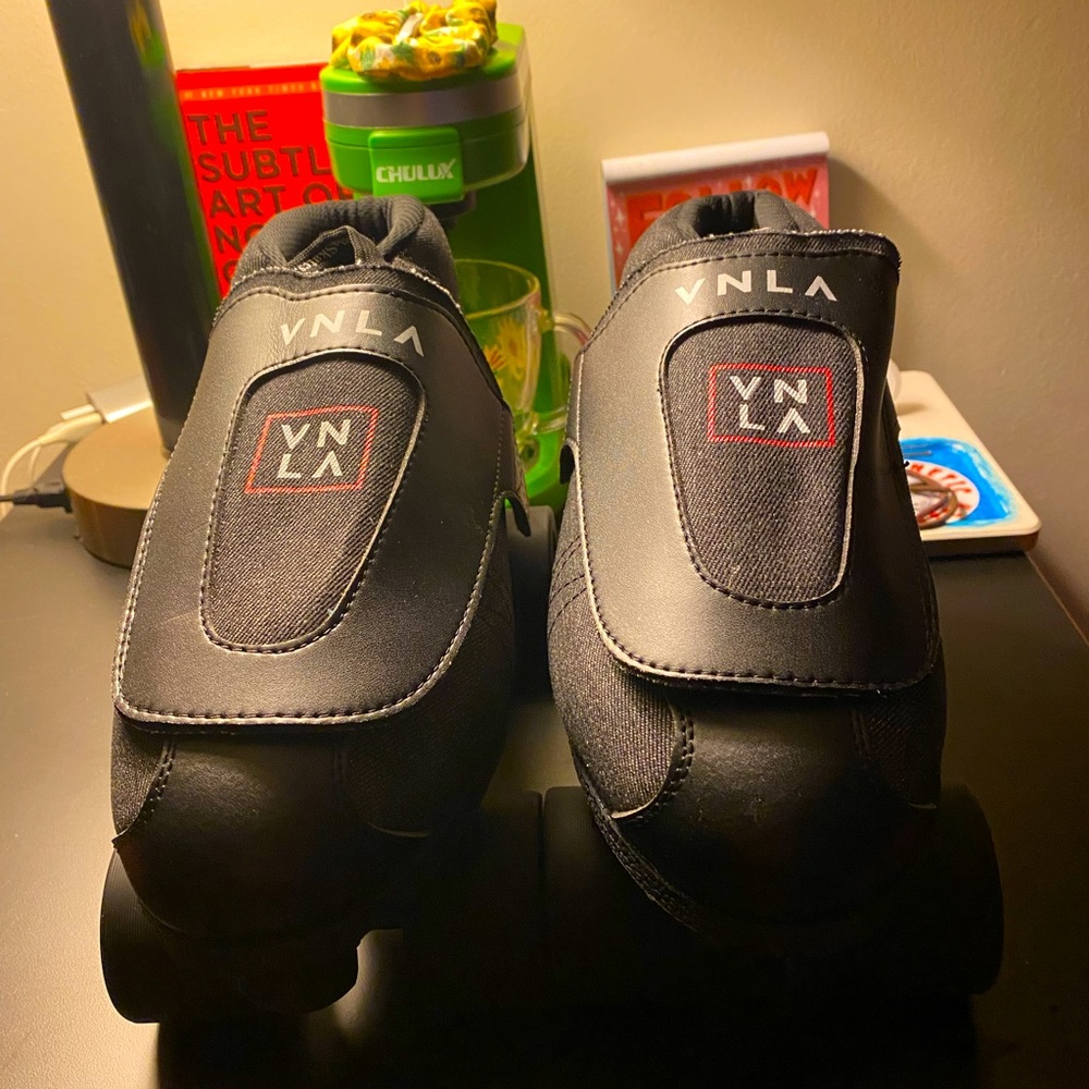 Size 9.5 Mens Vanilla Skates.